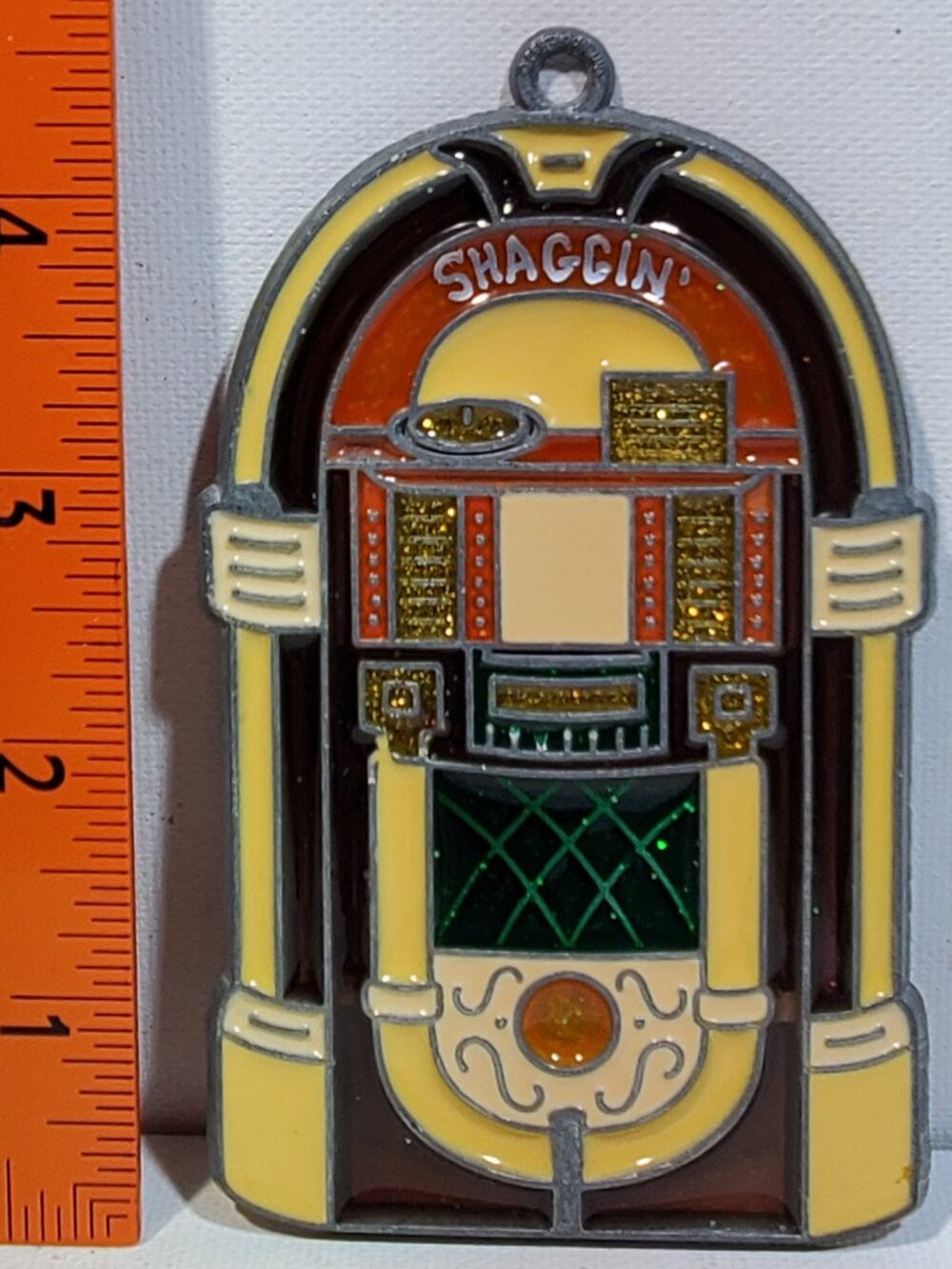 VINTAGE WURLITZER STYLE JUKEBOX SUN CATCHER WITH METAL OUTLINE FRAMEWORK... 1990